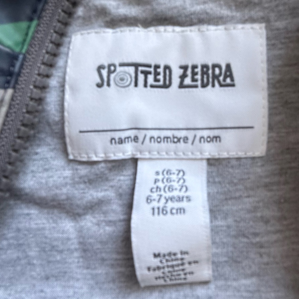 Spotted Zebra Boys S(6/7) Camouflage Hooded Raincoat Jacket - Picture 5 of 12